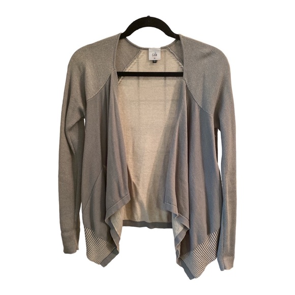 CAbi Sweaters - Cabi drape front cardigan